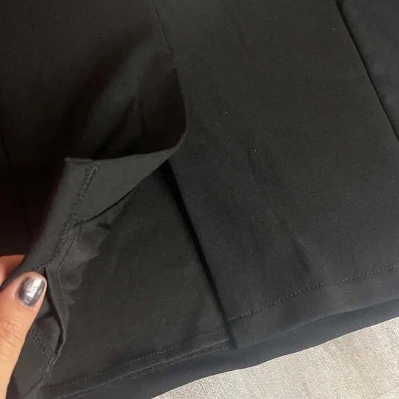 New York & Company Black strapless Dress with Cream Cascading Rosette- NWT- Larg - Picture 9 of 10